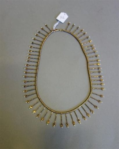 Collier dit « à l'Égyptienne » en or jaune...