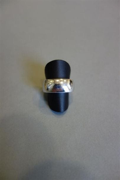 MAUBOUSSIN : Bague Jonc en or gris 18K (750/oo)...