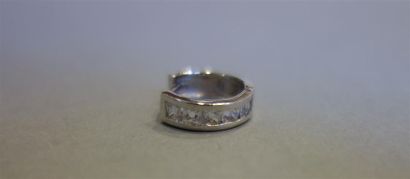 Paire de créoles en argent (925/oo) ornée...