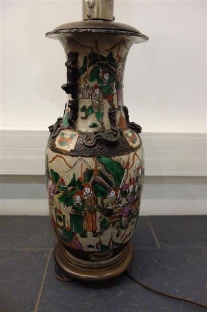 Important vase en porcelaine craquelée de...