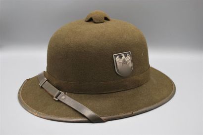 ALLEMAGNE 2°GUERRE. CASQUE COLONIALE. 2 ...