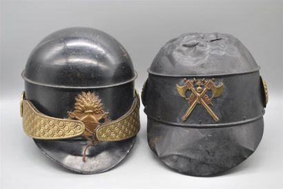FRANCE. SAPEUR POMPIER. CASQUES , tôle, 19°,...
