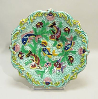 CERDAZUR, MONACO. Beau plat en faïence polychrome...