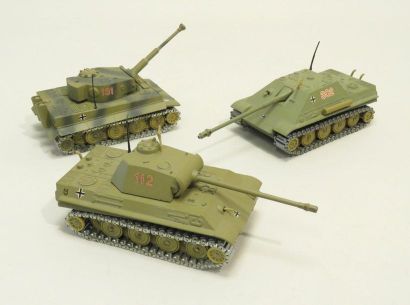 SOLIDO, France. Lot de trois véhicules militaires,...