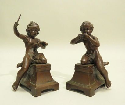 Enfants musiciens. Paire de sujets en régule...