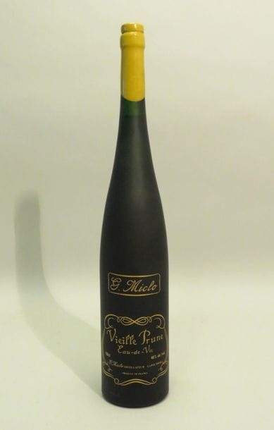 Vieille Prune, Eau-de-Vie, G.Miclo. 1 Flacon...