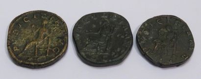 ROME

Ensemble de trois sesterces d'Otacilia...