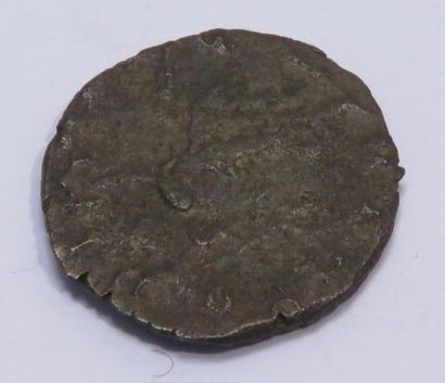 ROME

Antoninien de Marius au revers Victoria,...