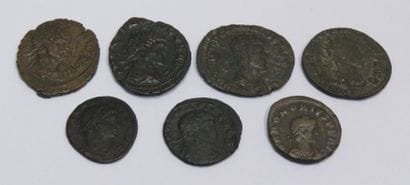 ROME

Ensemble de 7 monnaies de Quintille,...