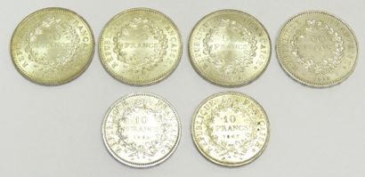 Lot de six pièces en argent 