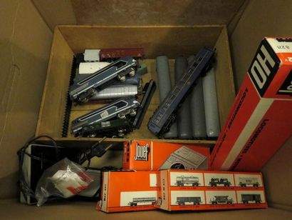 Important et bon lot JOUEF (locomotives,...