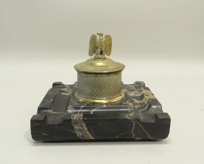 Encrier de bureau en bronze doré (avec son...