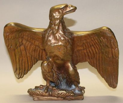 Aigle impérial en bronze redoré. Fonte ancienne....
