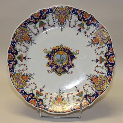 Assiette en faïence de DESVRES de la manufacture...