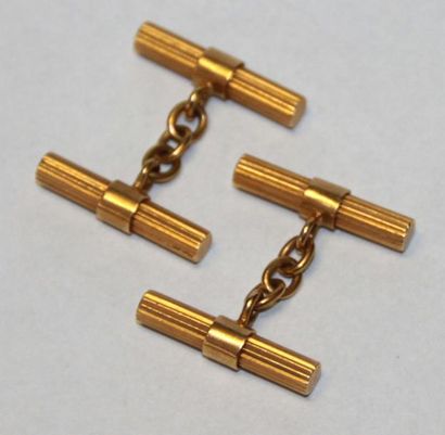 BOUCHERON Paris. Paire de boutons de manchettes...