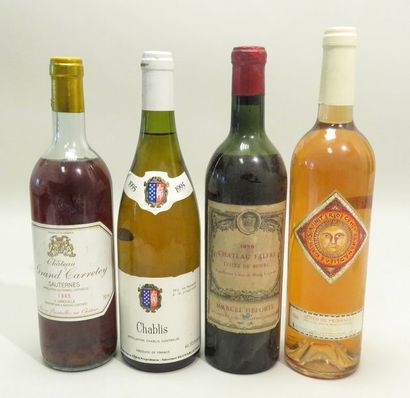 Lot de 4 BTLS diverses, comprenant : -Château...