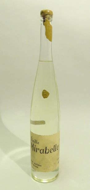 Vieille Mirabelle, Kuhri Distillateur à Rhinau....