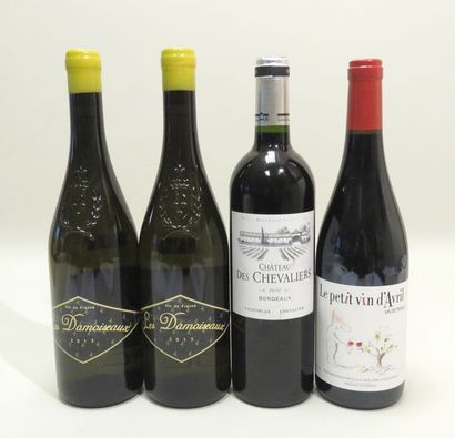 Lot de 4 BTLS, comprenant : -Château des...