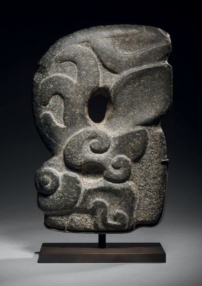HACHA, HEAD OF A MAYAN CULTURED BAT, LATE...