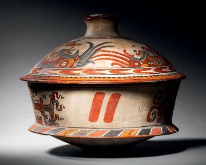 LID VASE WITH POLYCHROME
DESIGN OF SERPENTS...