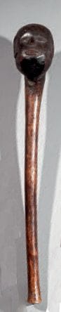 HEHE, GOGO(?), TANZANIA KNOBKERRIE HE HEADBRAST
Wood...