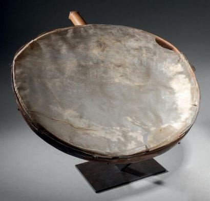 *INUIT DRUM, GROËNLAND
19th - 20th century
Wood,...