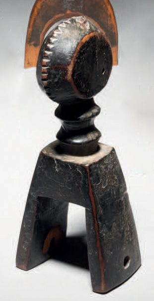 PULLEY STRAIGHT,
IVORY COAST
Wood with dark...