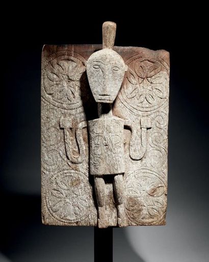 PORTE DE SÉPULTURE DE FALAISE TORAJA,
RÉGION...