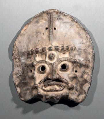 MASQUE LAMAÏQUE, TIBET
Terre-cuite
H. 24...
