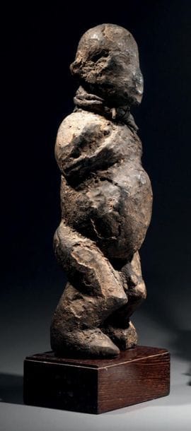 MU'PO, BATIÉ REGION, BANGWA, CAMEROON
Wood,...