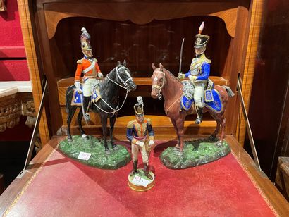 
Ensemble de deux cavaliers

En porcelaine...