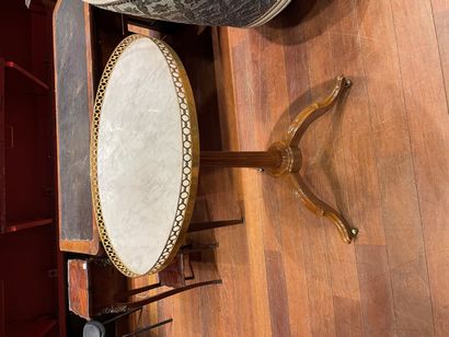 Tripod pedestal table with tilting top, brass,...