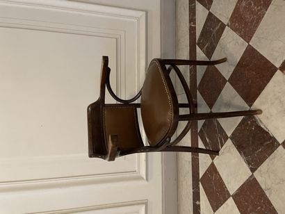 Office armchair type Thonet.
H. 82 cm.