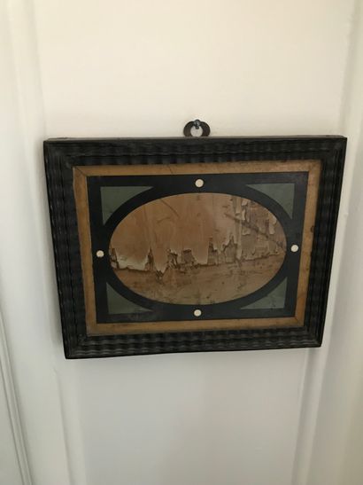 Pair of paésines
In hard stone frames