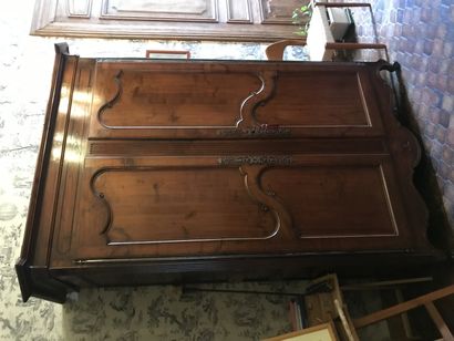 Mahogany wardrobe, 18th century period