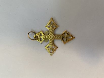 Chiselled cross in 750% gold called Savoyarde
Weight:...