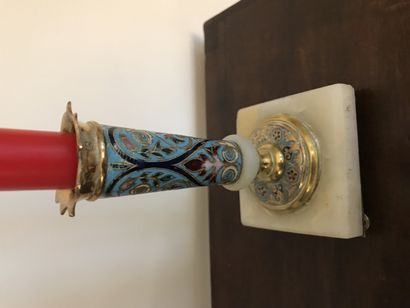 
Candleholder



In marble and enamelled...