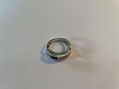 Messika, purple ring in 750°/°° white gold...