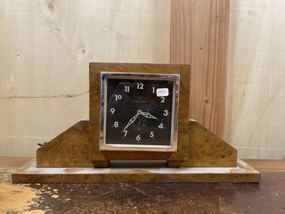BULL CLOCK
Pretty skeleton clock
Dial with...