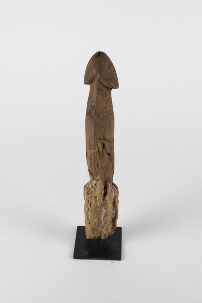 Phallus Fon, Bénin
Bois 
H. 37,5 cm