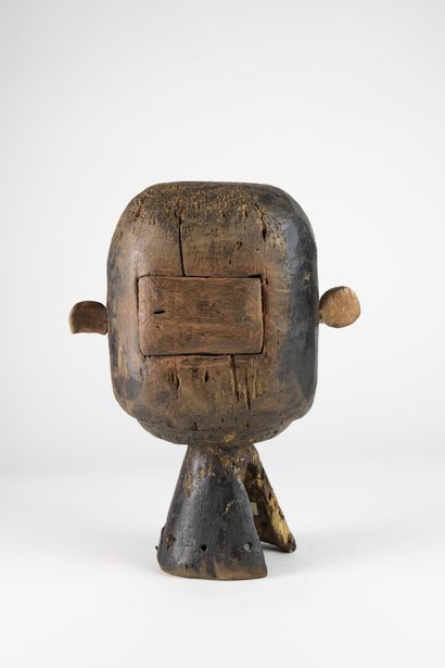 Cimier M'Boshi, RDC
Bois polychrome
H. 33...