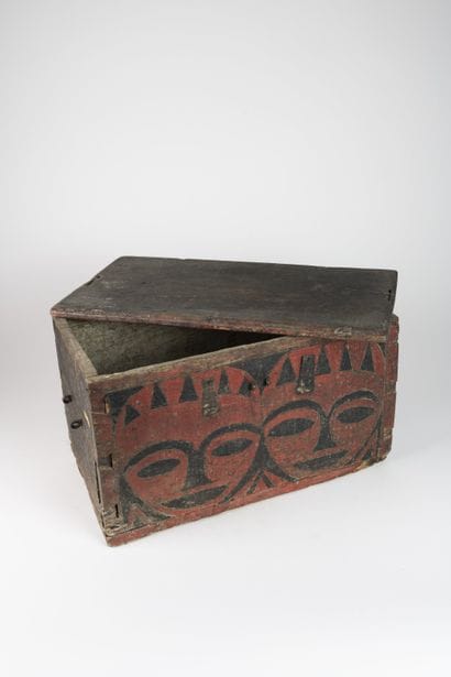Coffret à décor de deux visages, Paiwan,...