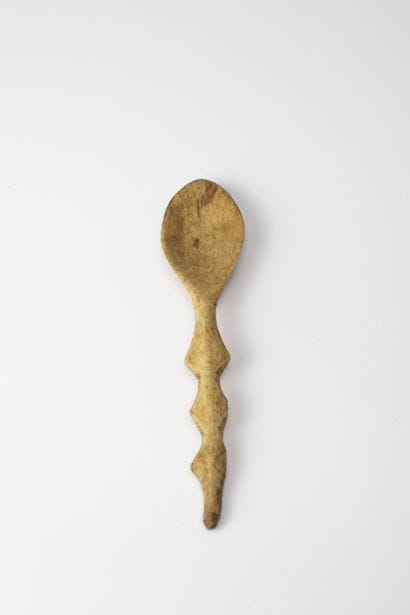 Cuillère Léga, RDC
Os
L. 20,5 cm
Provenance...