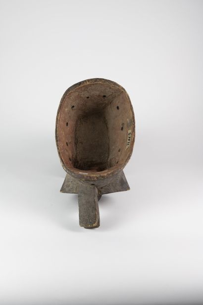 Masque Mumuye, Nigeria
Bois, traces de pigments...