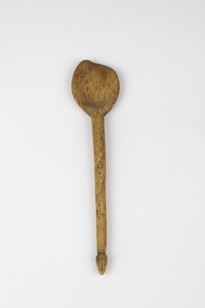 Cuillère Léga, RDC
Os
L. 21,2 cm
Provenance...