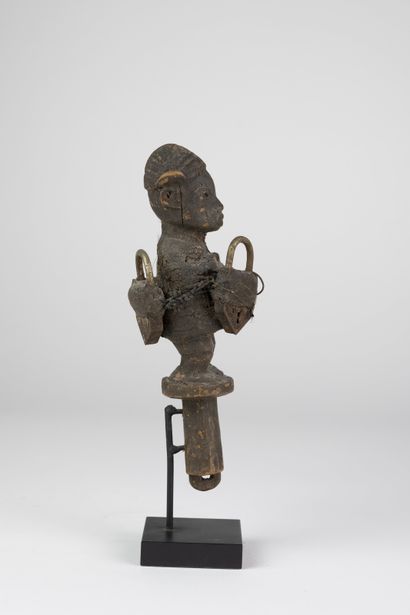 Fétiche Fon, figure debout, Bénin
Bois, cadenas
H....