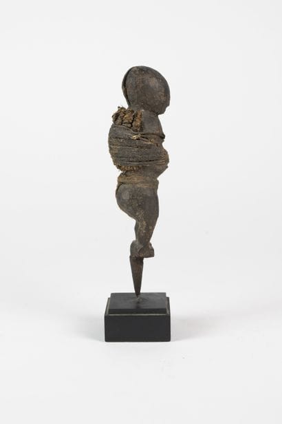Fétiche Fon, Bénin
Bois, fibres
H. 18 cm