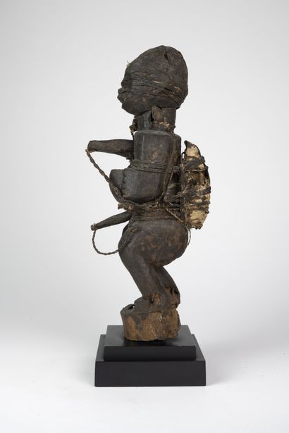 Fétiche Fon, Bénin

H. 38,5 cm
