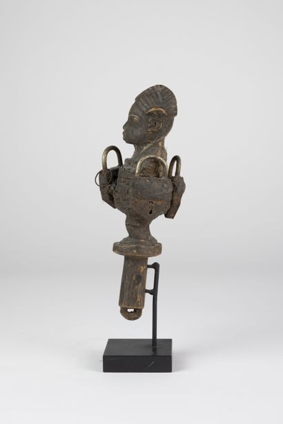 Fétiche Fon, figure debout, Bénin
Bois, cadenas
H....