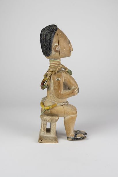 Figure féminine assise, Fanti, Ghana
Bois...